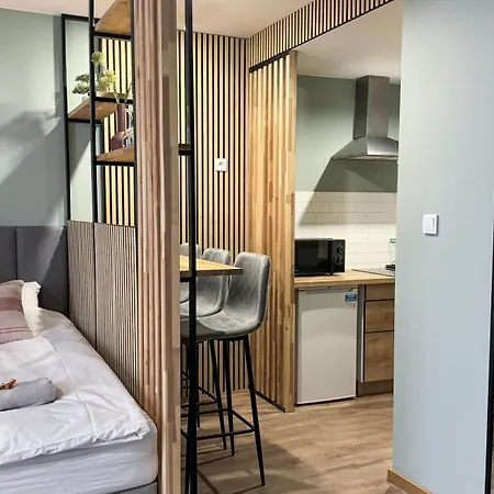 With Balcony - Free Parking Warszawa