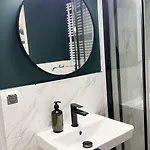 Apartamento With Balcony - Free Parking Varsovia